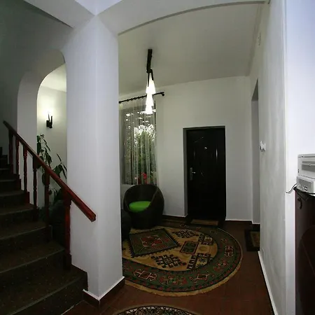 Pensiunea Elena Affittacamere 3*